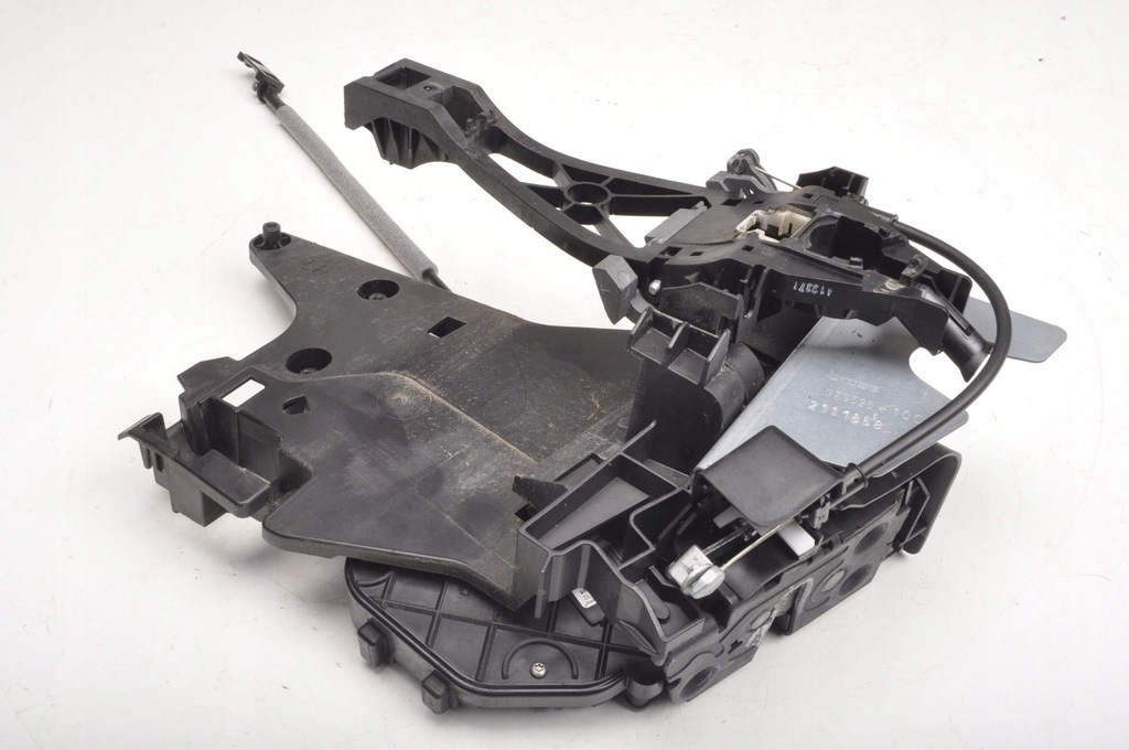 фото №1, Volvo xc70 ii замок дверь левый задняя 31253920 10pin