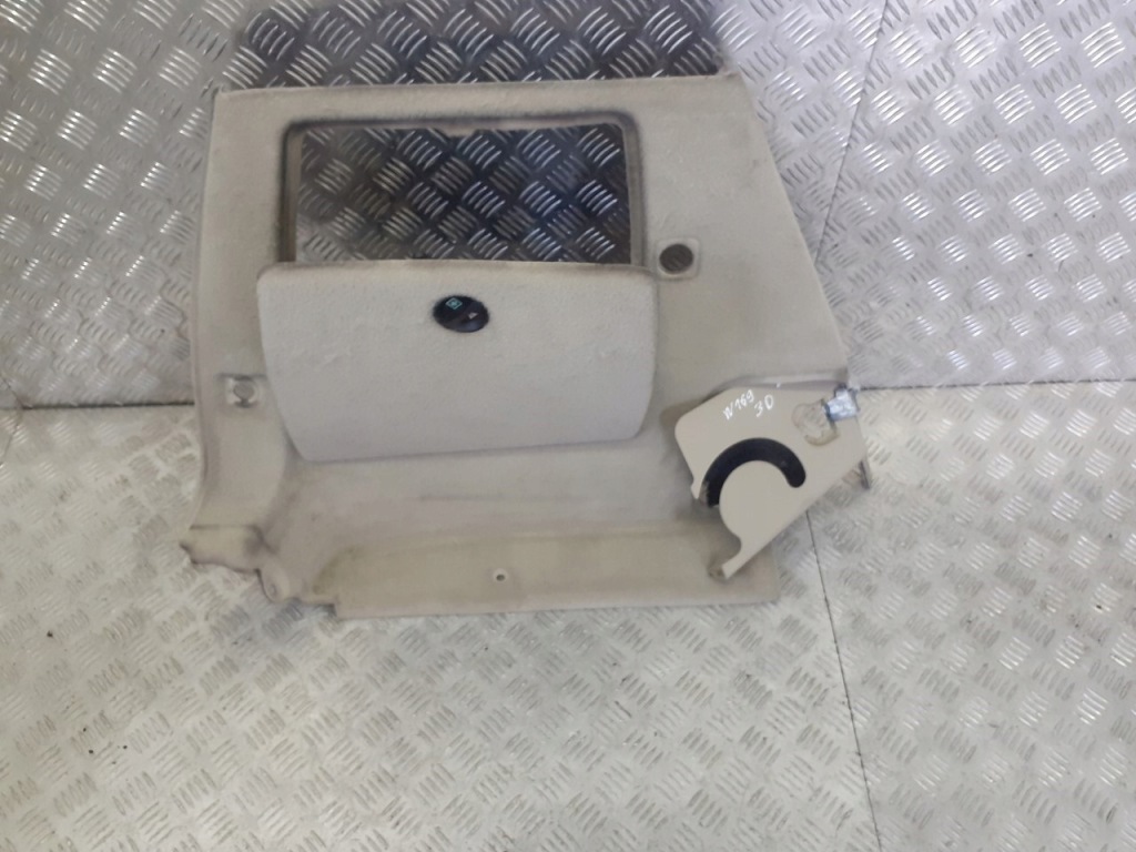 фото №1, Обшивка лівий багажника mercedes w169 1.7