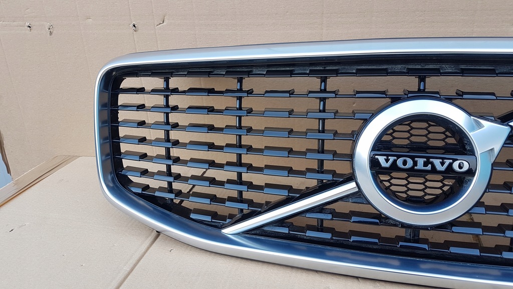 фото №3, Решётка радиатора решётка радиатора volvo xc60 ii r-design 17-