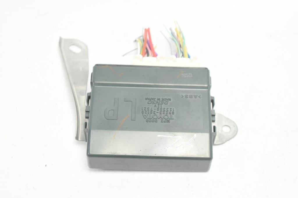 фото №1, Модуль дверь левый перед 89223-30120 lexus gs iv