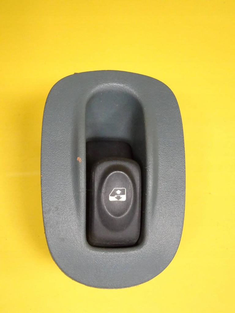 фото №1, Переключатель панель окон renault scenic i 838099g nr1418