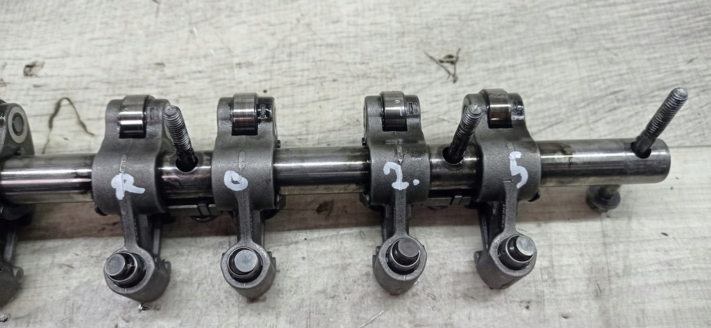 фото №8, Vivaro trafic primastar master 2.5 dci g9u коромысла клавиатура выпускные