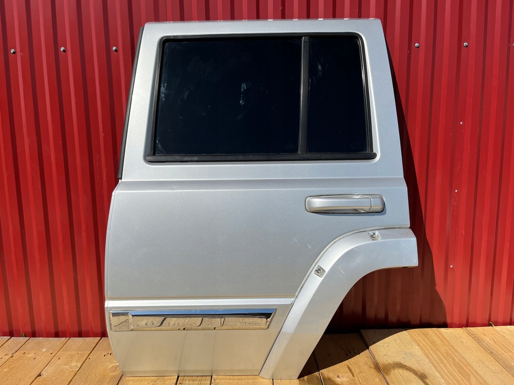 фото №1, Jeep commander двері лівий задня ps2 оригінал w колір