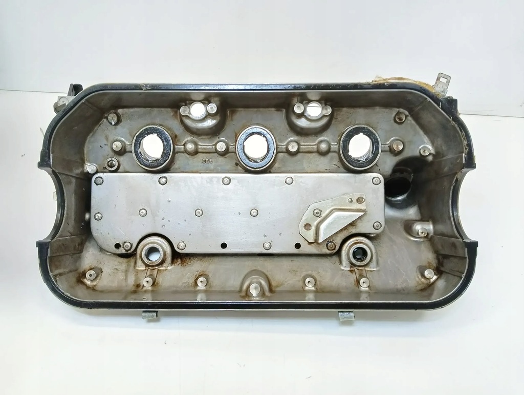 фото №7, Honda legend ii coupe ka8 1994 крышка клапанов левая 3,2 бензин c32a2