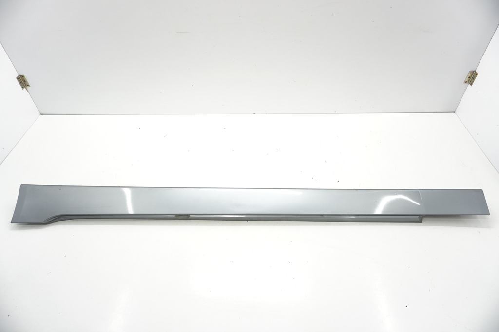 фото №1, Bmw e61 молдинг порог левая