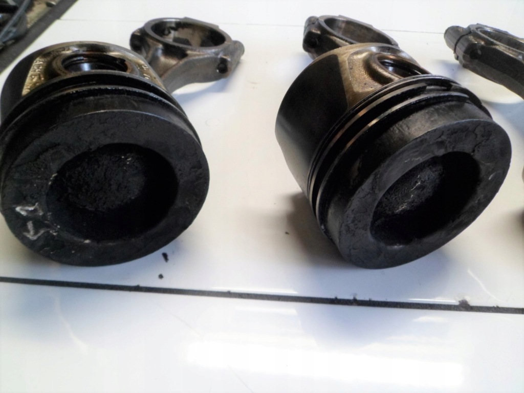 Audi a4 b8 a5 2.0tdi cgl поршень з шатун в Україні