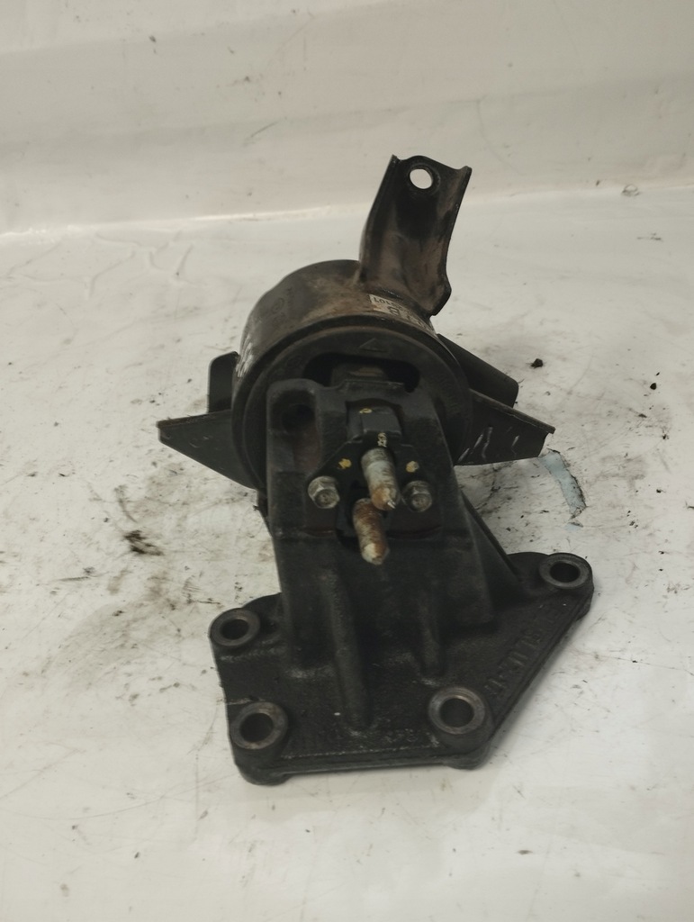 фото №6, Hyundai ix35 1.7crdi кронштейн коробки передач левая 21830-2s101