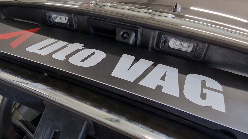 фото №8, Камера заднего вида монтаж audi q5 fy