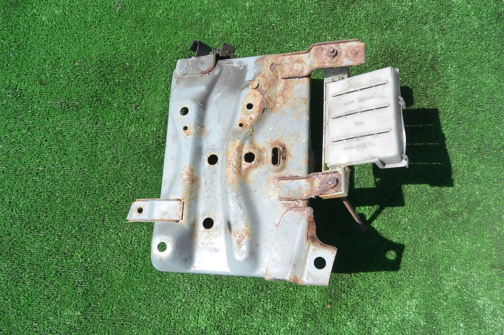 фото №5, Основа акумулятор nissan maxima qx a33 eu