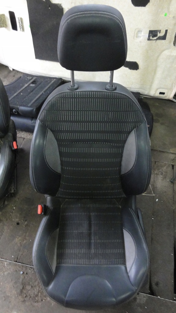 фото №9, Peugeot 2008 сидіння перед заднє сидіння напівшкіра 13-19r