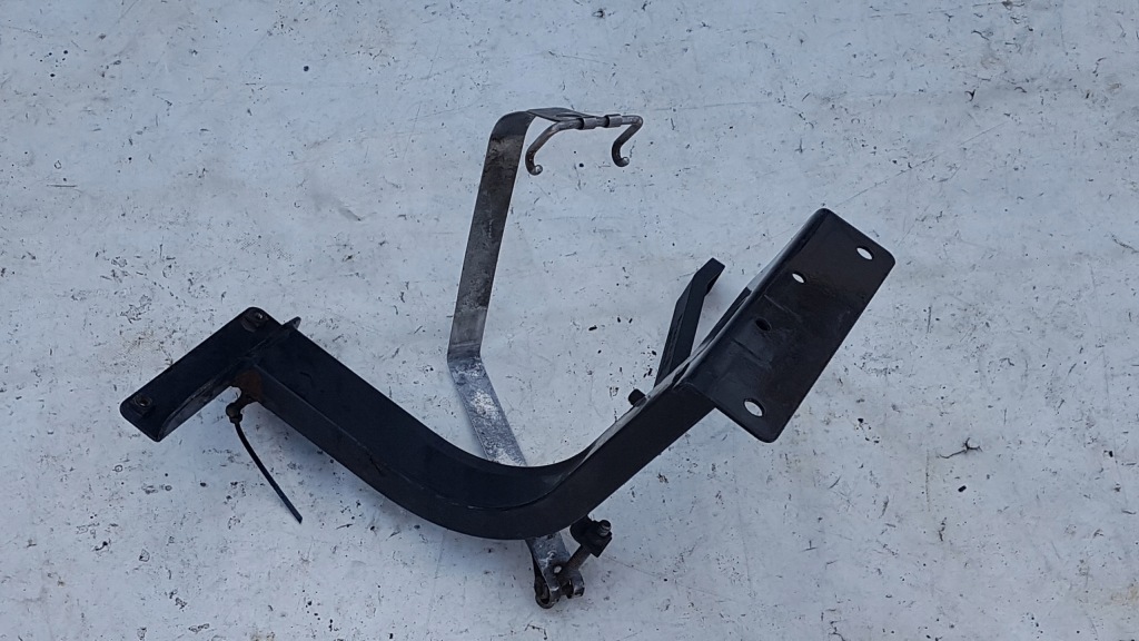 Купити Кронштейн підніжка бачок омивача праве man tgl