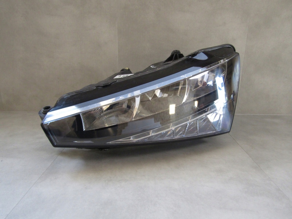 фото №1, Лампа перед skoda scala led 19-23 lh 657941015