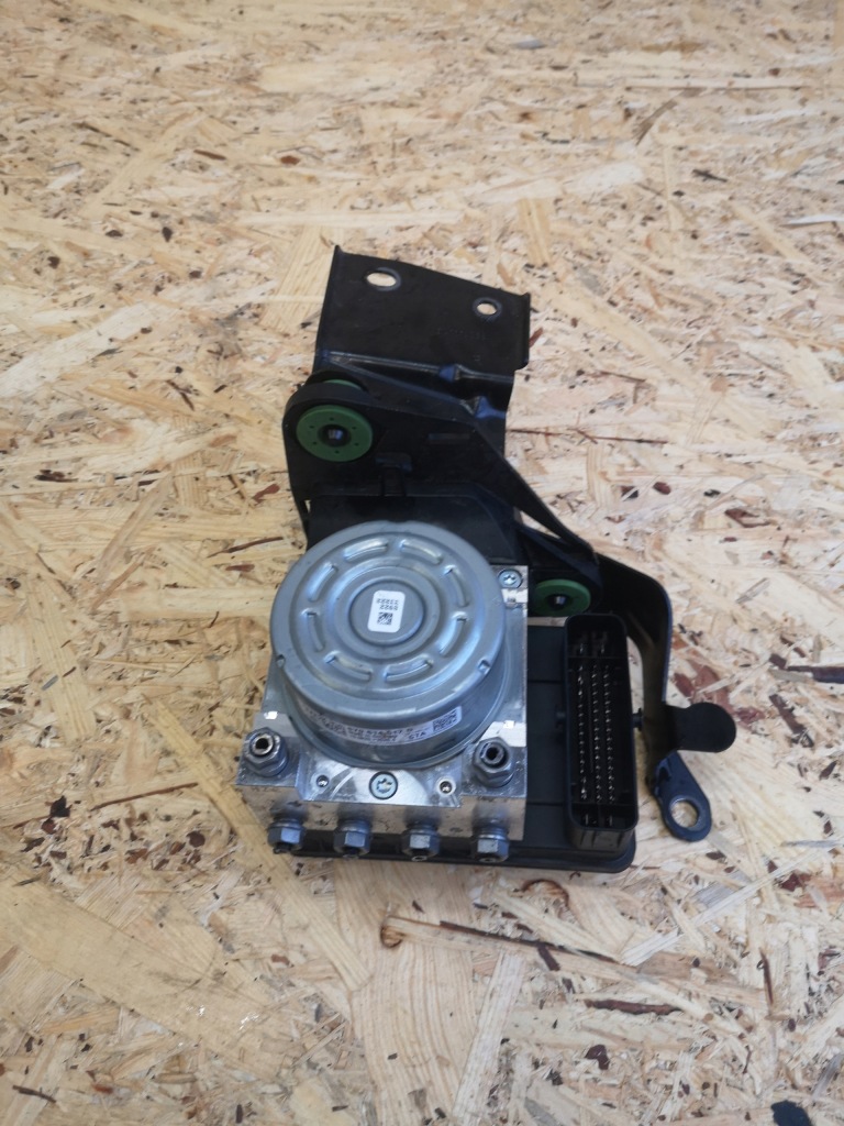 фото №1, Audi rs3 8y насос abs 8y0614517d