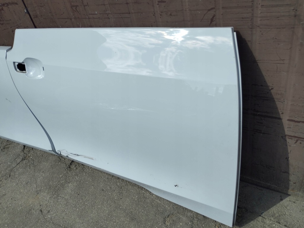 фото №12, Дверь правое перед задняя bmw i3