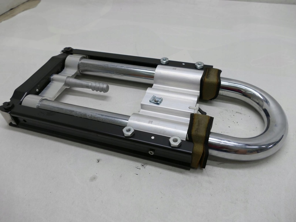 фото №1, Peugeot 207 cc підголівник дуга безпеки дуга pirotechn. p