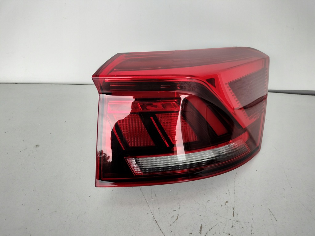 фото №1, Лампа правая задняя vw t-roc 2gc cabrio led