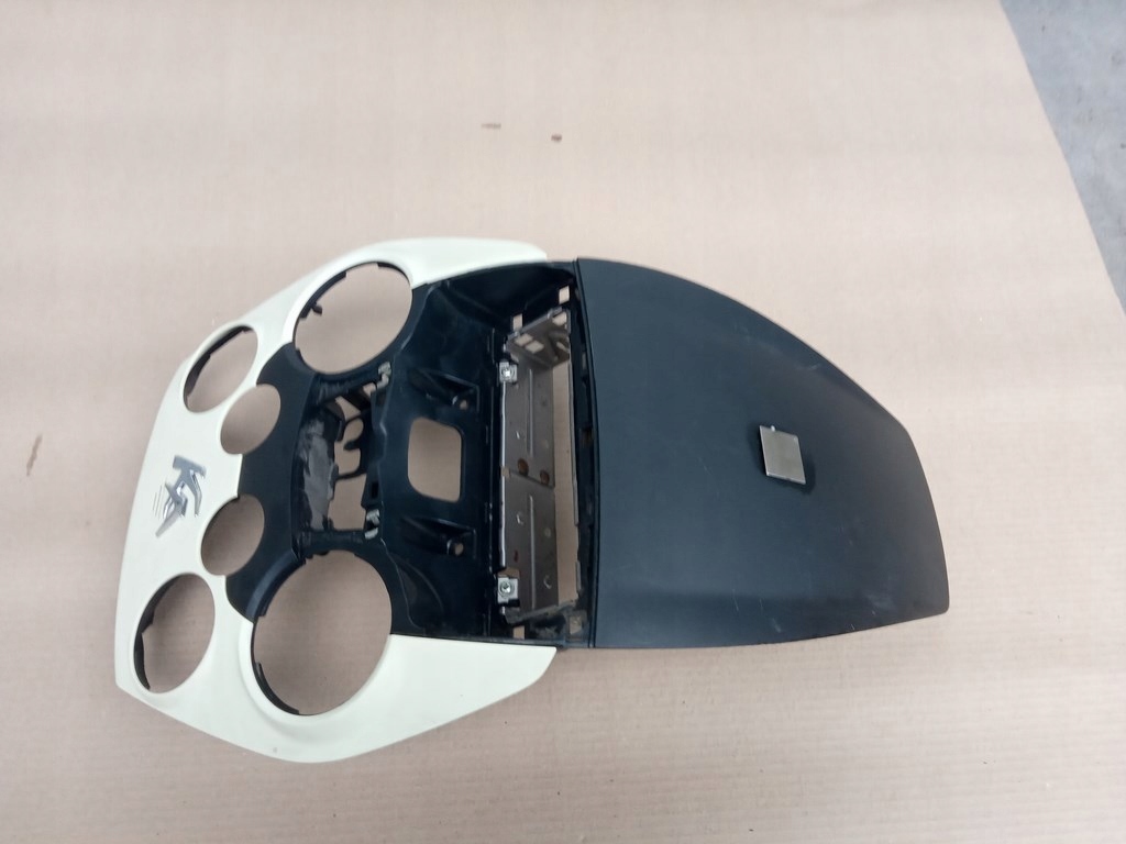 фото №6, Ford ka mk2 2008-15r. - панель рамка консоли