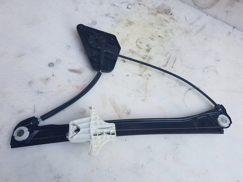 фото №2, Подъемник стекло правый задняя skoda rapid