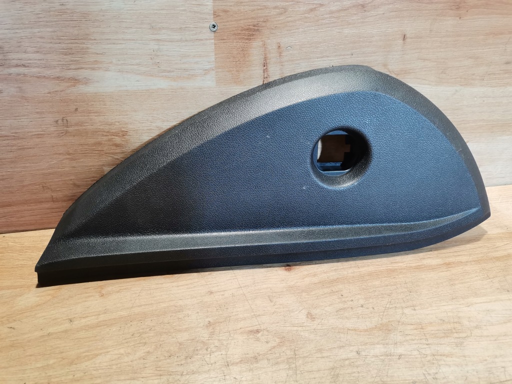 фото №1, Защита заглушка консоли правая renault laguna iii 689200001r