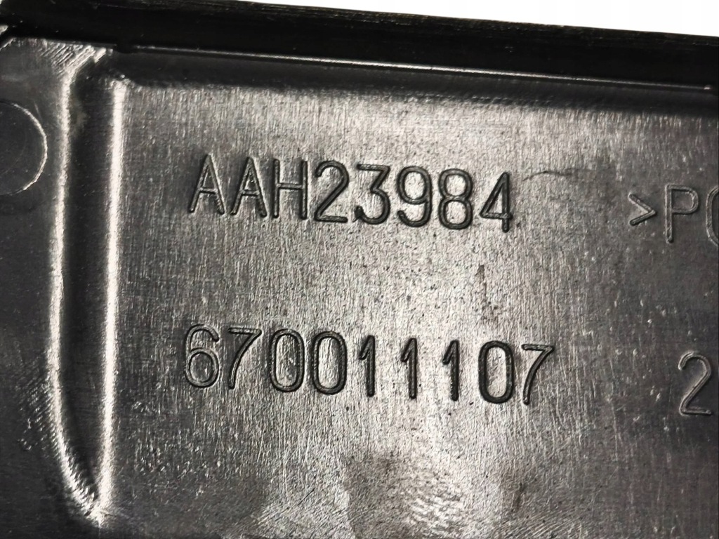 Рамка бардачка правий сторона maserati ghibli aah23984 Київ