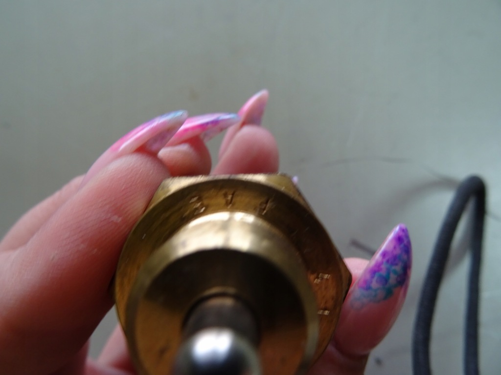 фото №7, Датчик выключатель света заднего вида 1303471 scania