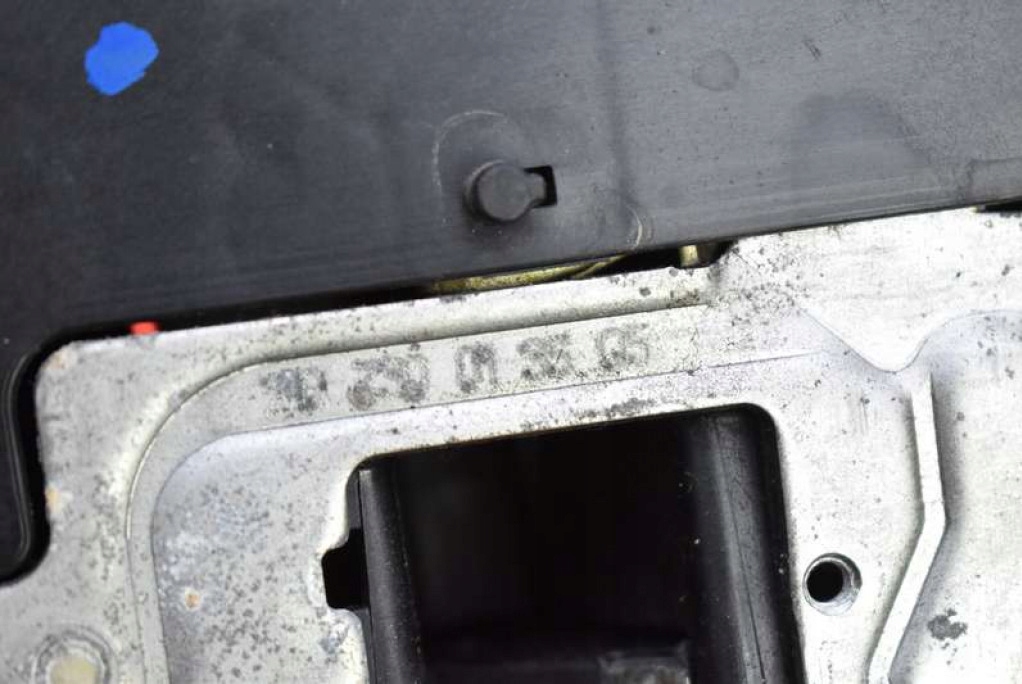 фото №8, Замок дверь левый задняя задний mercedes cls c219 w219 04-08