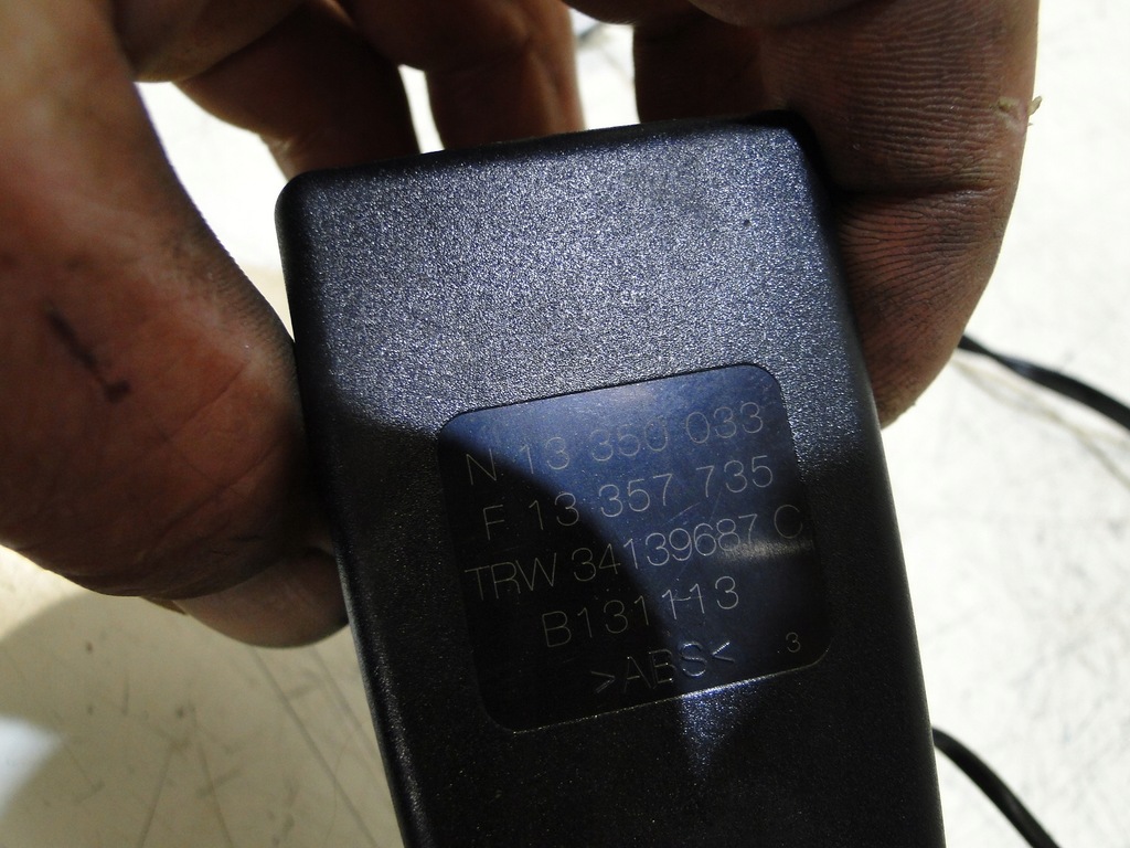 фото №14, Кліпса замок ременів задня opel adam 13357735