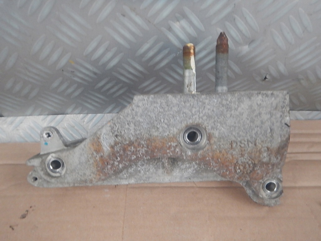 фото №1, Kia ceed i sorento tucson 2.0 crdi кронштейн основа