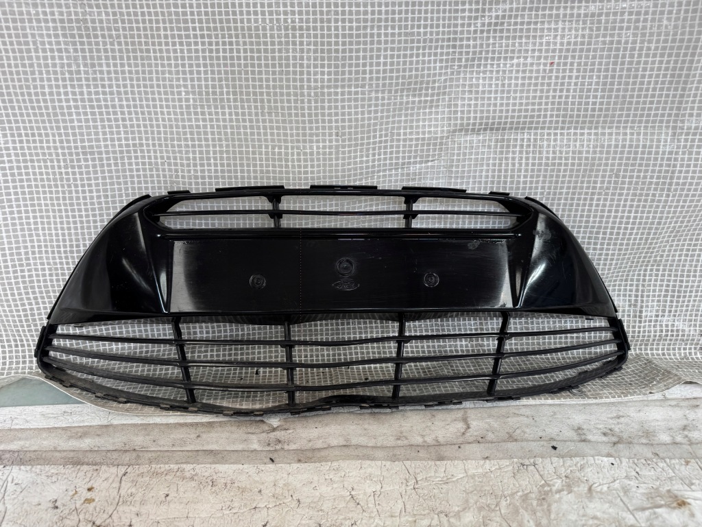 фото №1, Ford c-max cmax mk2 решётка средняя