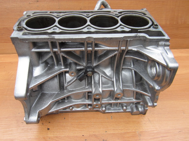 Vw skoda seat 1.4 1.6 fsi blp blf піддон масляна 03c103603t Київ