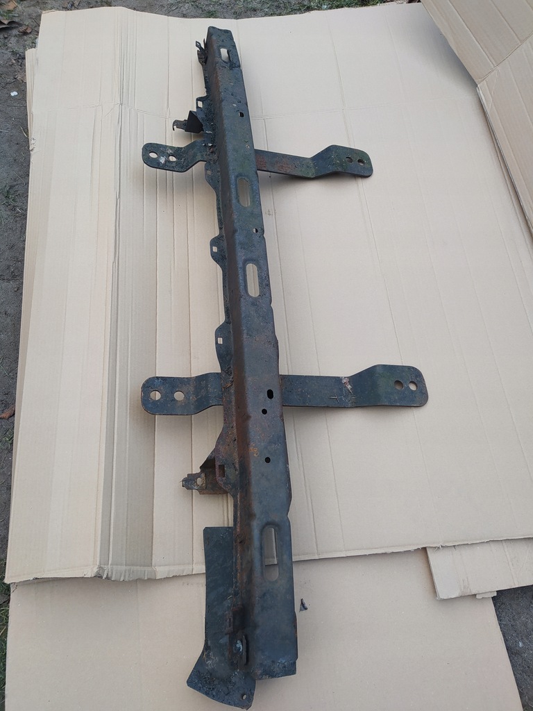 фото №1, Toyota hiace 89-95 pas передній балка