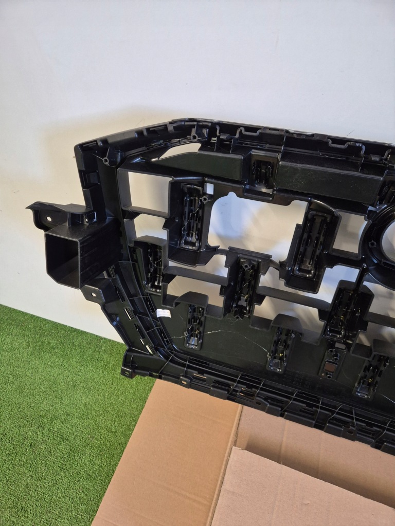 фото №13, Audi q8 4m8 lift решётка радиатора решётка радиатора решётка радиатора радиатора 4m8853651 оригинал чёрный