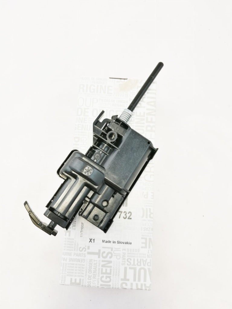 фото №2, Замок заливной топлива renault clio iii megane iii 8200305732 оригинал