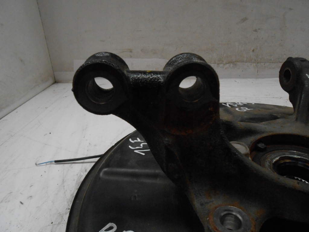 Купить Toyota yaris 4 iv gr поворотный кулак правая ступица датчик abs передок  4321152070