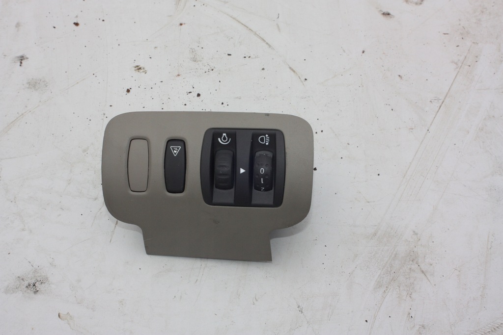 фото №1, Переключатель света scenic ii