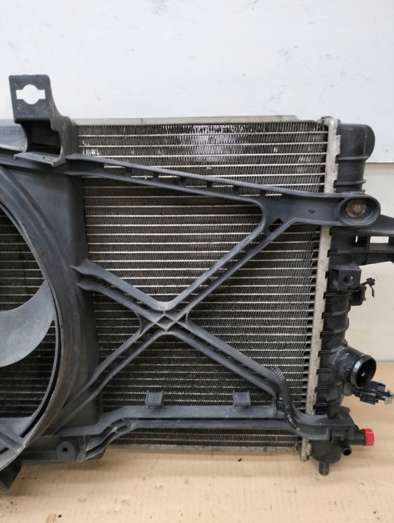 Радиатор воды вентилятор opel astra h 3 zafira b 1.6 бензин Недорого