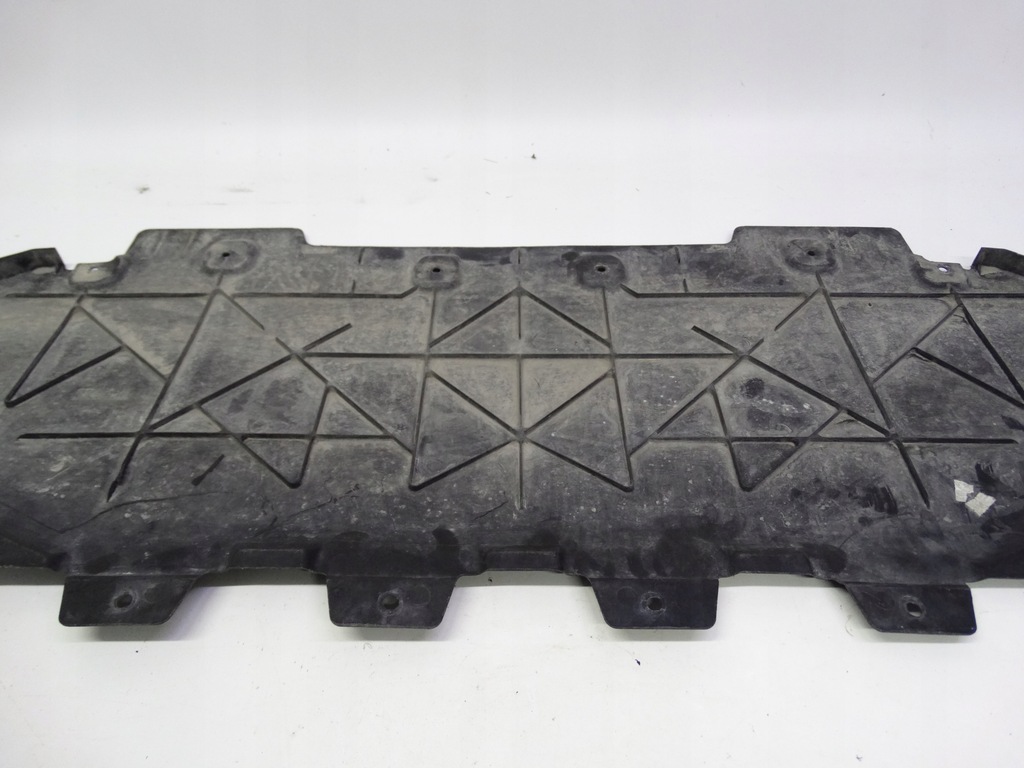 фото №9, Maserati granturismo ii m189 2023+ плита pod бампер 670158807 оригінальна