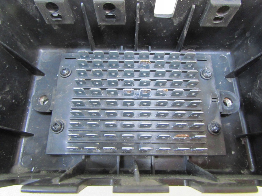 Mitsubishi canter fuso iveco коробка розподільник кабелі світла задній в Україні