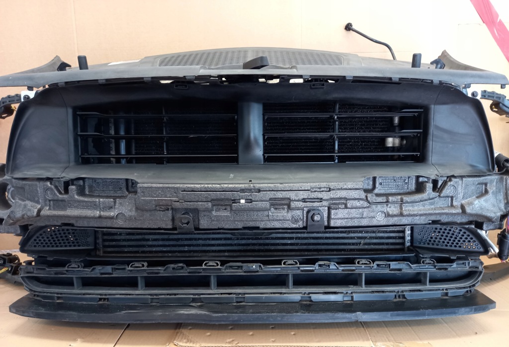 Купить Комплектный  ремень передний балка радиатор porsche macan 3.0 d 2014-18 демонтаж