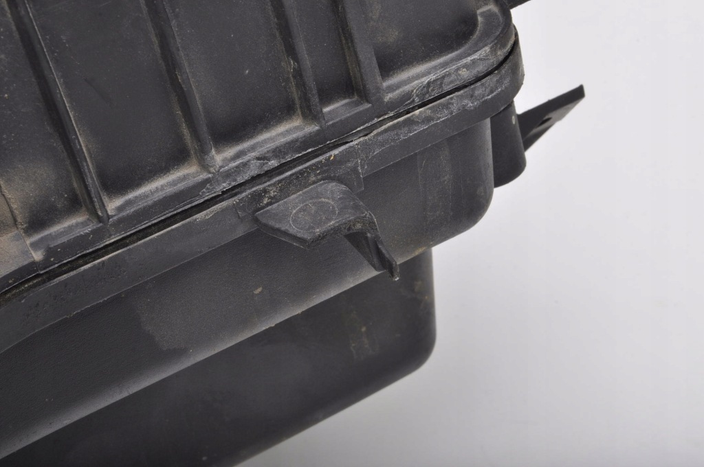 фото №7, Volvo s60 ii v60 2.5 t корпус фильтра воздуха 30677718