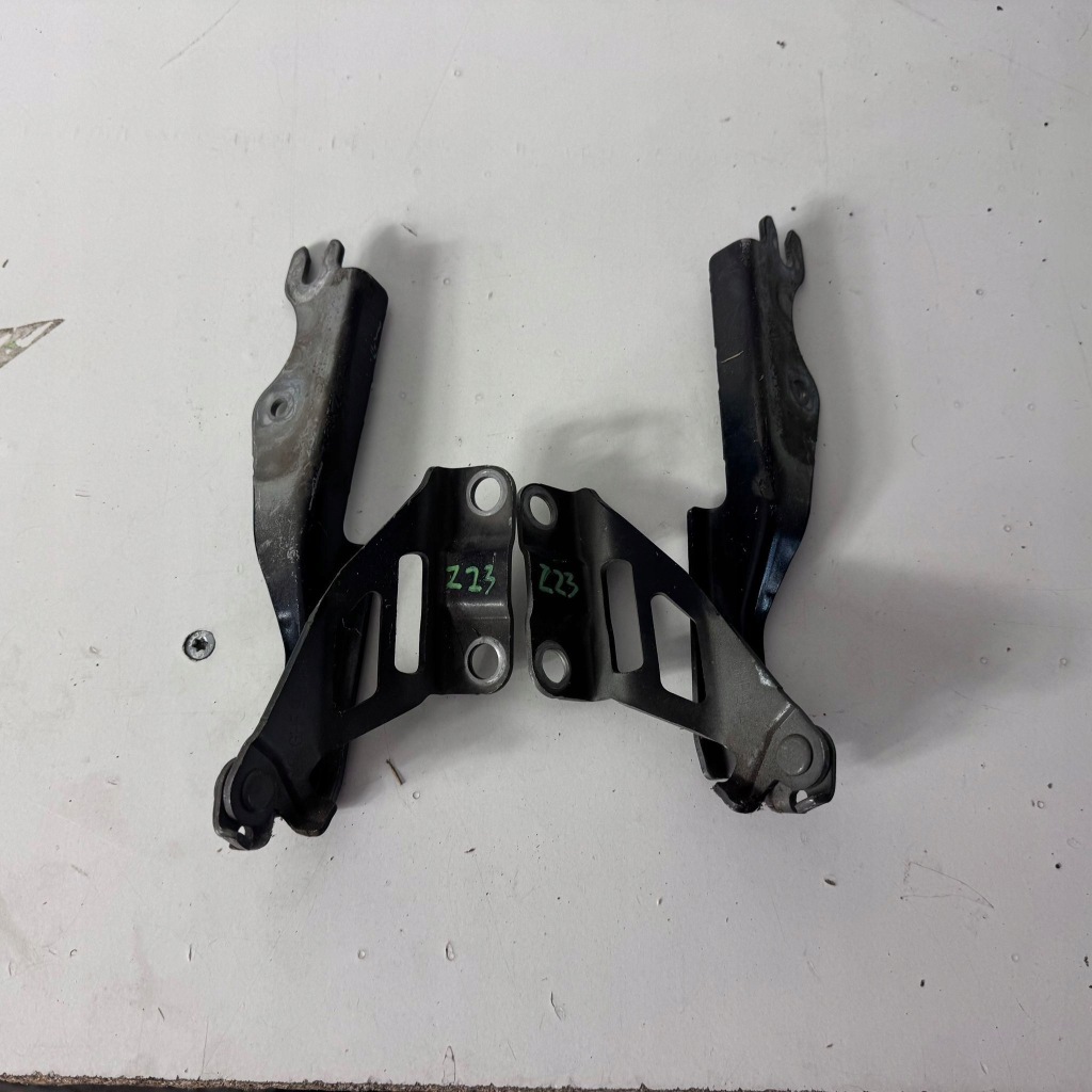 Купить Петли капота левое  правый  комплект mazda 6 gh оригинальный номер оригинал ghp9