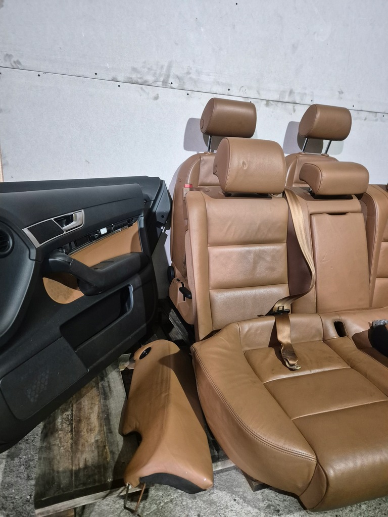 фото №9, Audi a6 c6 avant kombi сидіння шкіра обшивки заднє сидіння