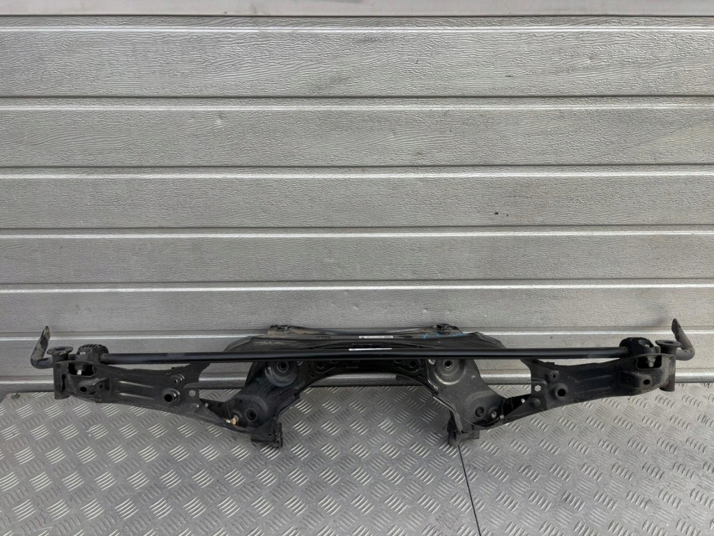 фото №1, Bmw x2 u10 підрамник підрамник задня привід na перед