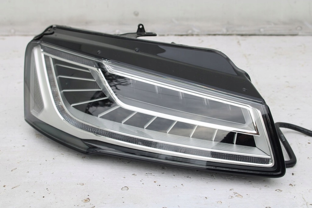 Audi a8 4h рестайлинг  перед matrix капот крылья бампер ремень передний лампы усилитель с Разборки