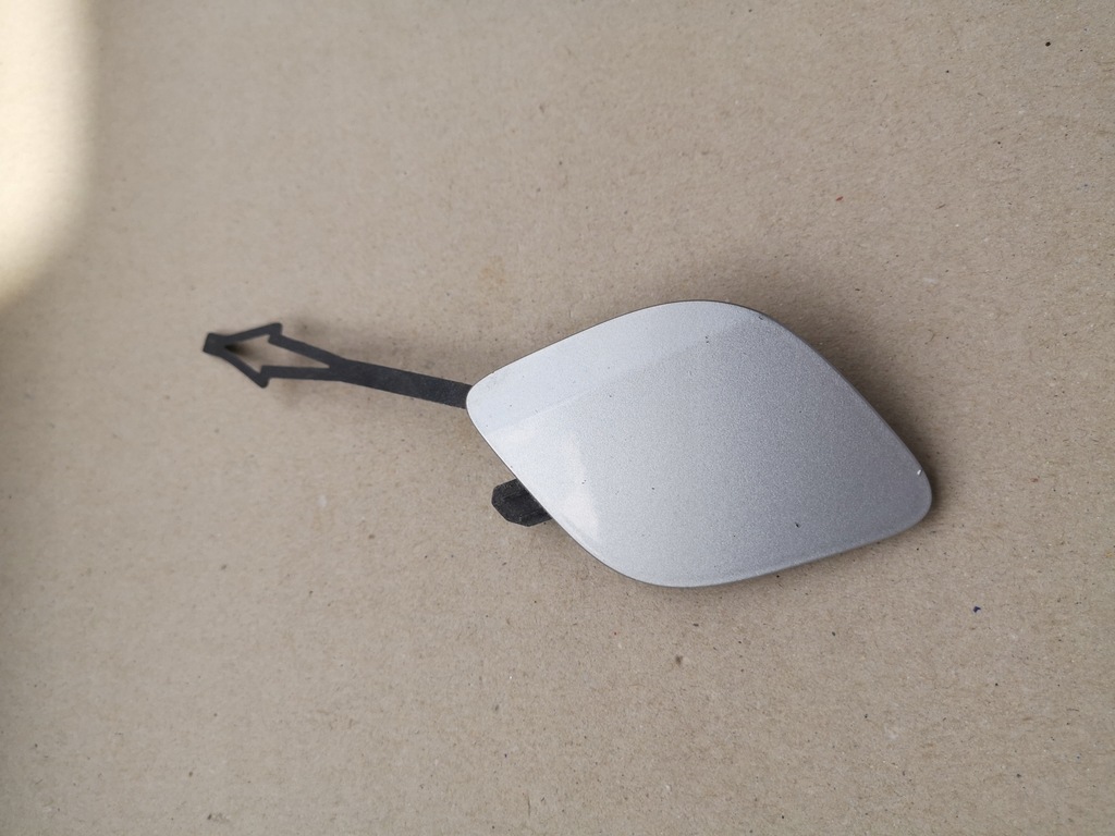 фото №2, Заглушка фаркоп бампера перед clio v 5 серебристая