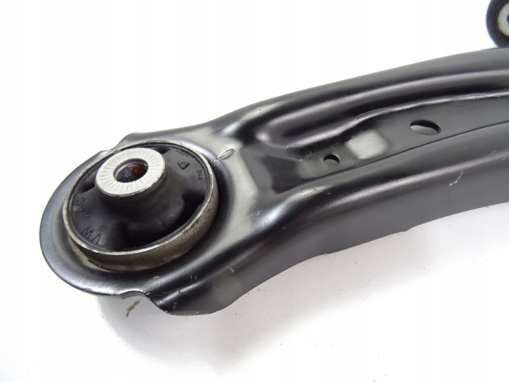 Seat ateca важіль перед правий передній 3q0407154b в Україні