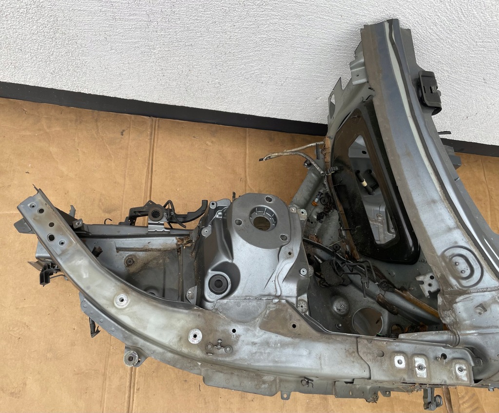 фото №2, Volvo xc60 ii четверть левый перед лонжерон подкрылок