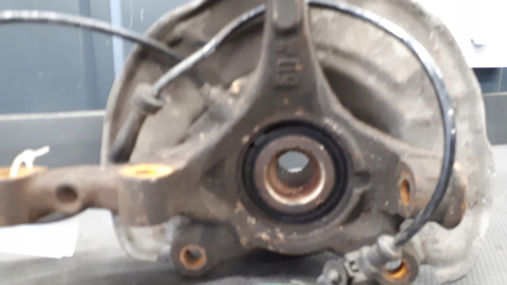 фото №9, Поворотний кулак правий перед smart forfour i 1.1