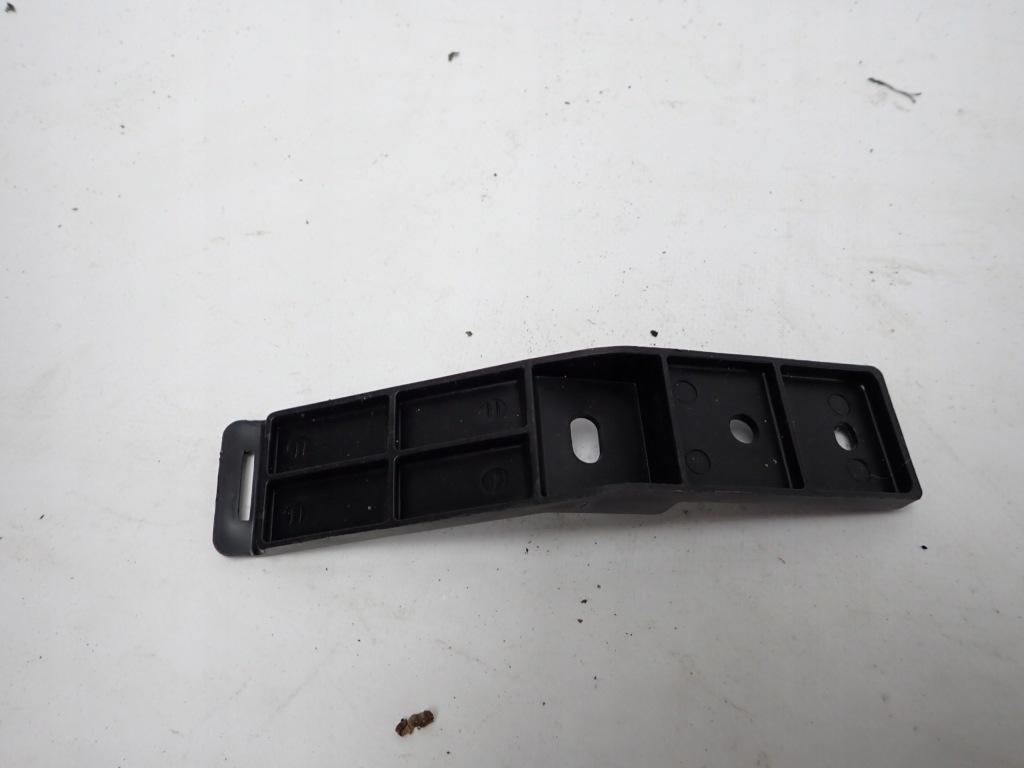 фото №1, Kia soul кронштейн заднего бампера задняя 86633-b2000