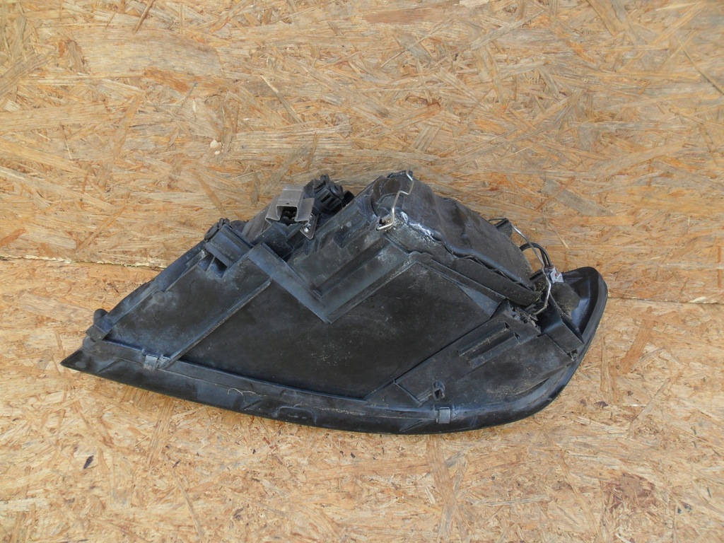 фото №15, Volvo v50 s40 ii лампа левая 30698885